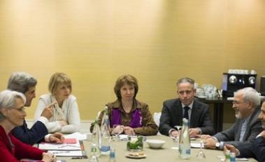 Negotiators at Iran nuclear talks in Geneva, November 9, 2013.