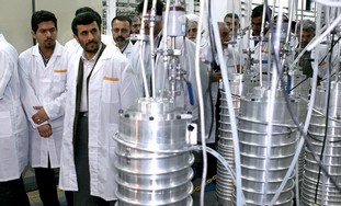 Ahmadinejad visits Iran's Natanz nuclear facility