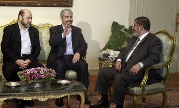Mursi and Mashaal meet in Cairo 