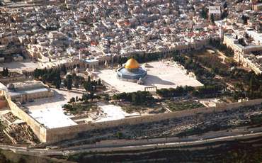 Temple Mount aerial (Bibleplaces.com)