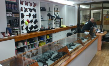 Lahav gun store