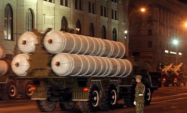  S-300 mobile missile launching complex [Illustrative].