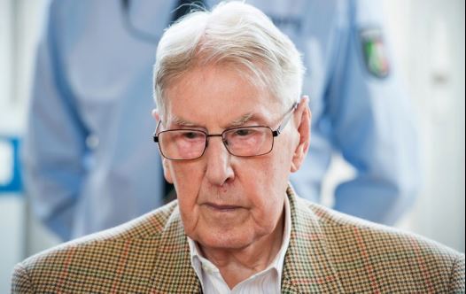 Former Nazi SS officer Reinhold Hanning appears in court in Germany