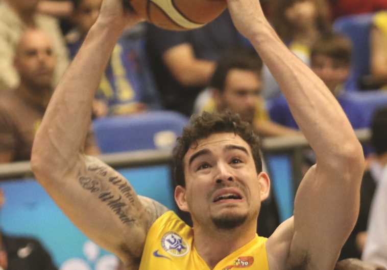 Maccabi Tel Aviv forward Joe Alexander