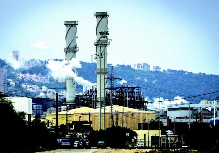 Usines polluantes à Haifa