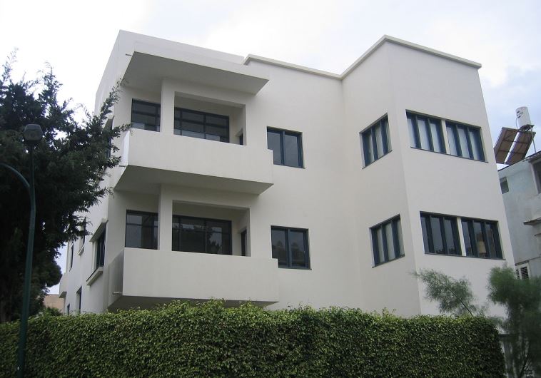 Bauhaus building in Tel Aviv 