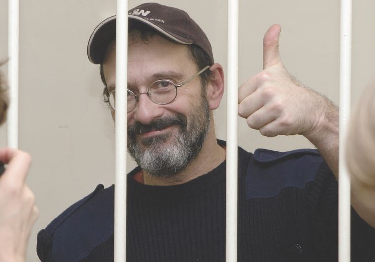 Dima Litvinov behind bars