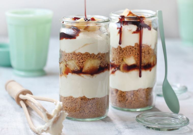 Pomegranate dessert