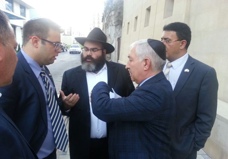 left MK Oren Hazan left, far right Mendi Safadi, center right Alexander Shapiro of Azerbaijan Jewish