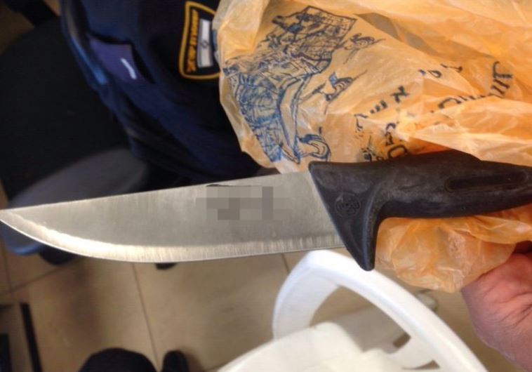 Knife from suspected attack, Hebron, December 5, 2015
