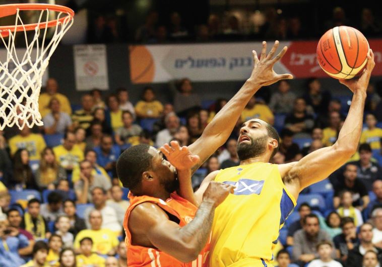 Maccabi Tel Aviv forward Brian Randle had 14 points and eight rebounds in his return from injury las