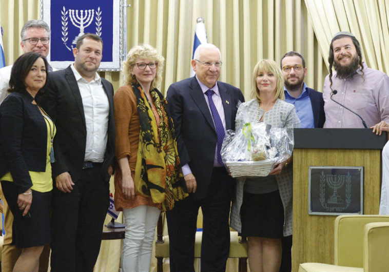 PRESIDENT REUVEN RIVLIN meets with representatives of the Lev Haolam organization, which fights the 