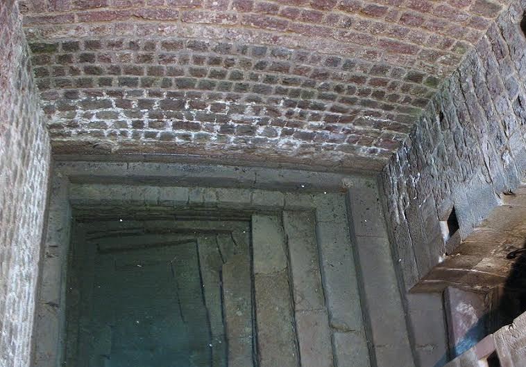medieval mikveh
