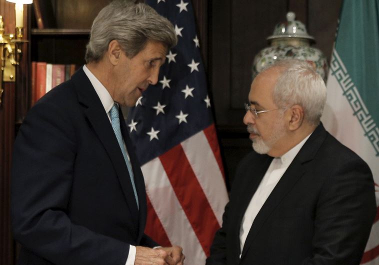 US Secretary of State John Kerry (L) meets with Iran's foreign minister, Mohammad Javad Zarif