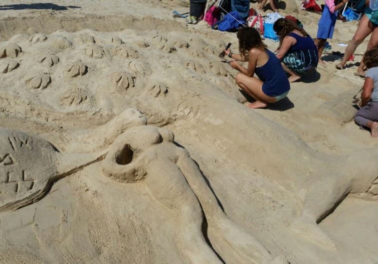 Beit yannay sand sculpting contest, held for the 20th year