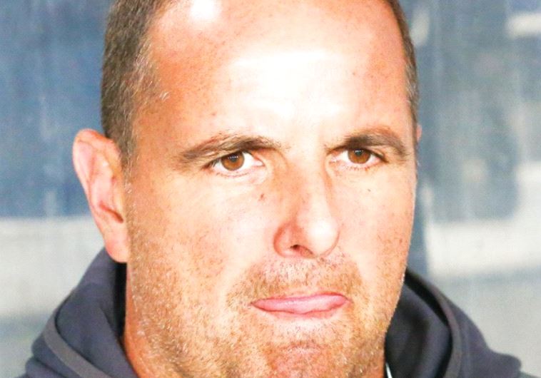 Ran Ben-Shimon may be coaching Beitar Jerusalem for the last time tonight should it drop to another