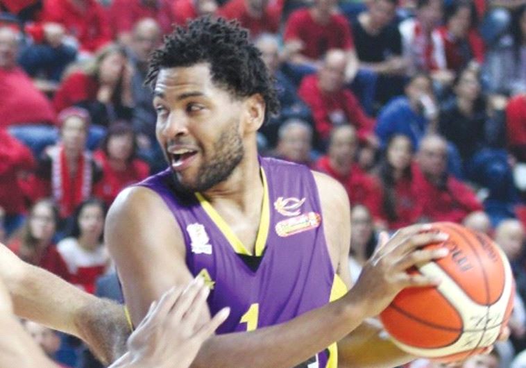 Hapoel Holon guard Khalif Wyatt scored a game-high 31 points in last night’s 92-84 overtime win at H