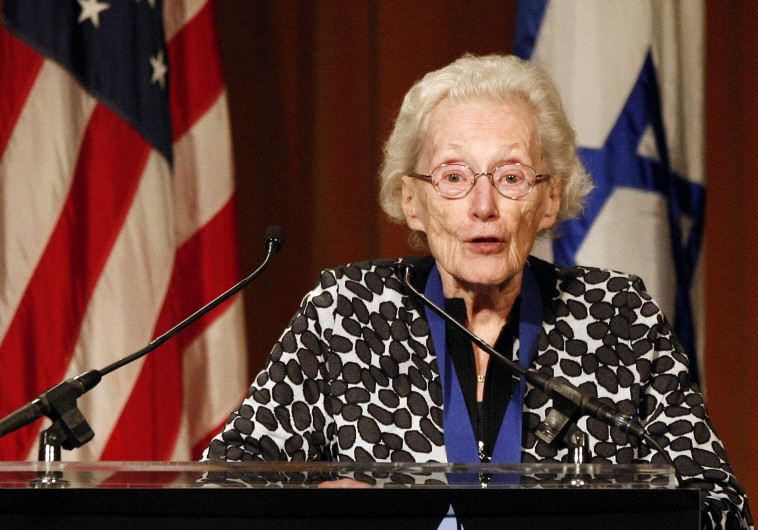 Marion Pritchard receives the Medal of Valor Award at the Simon Wiesenthal Center's Annual National 