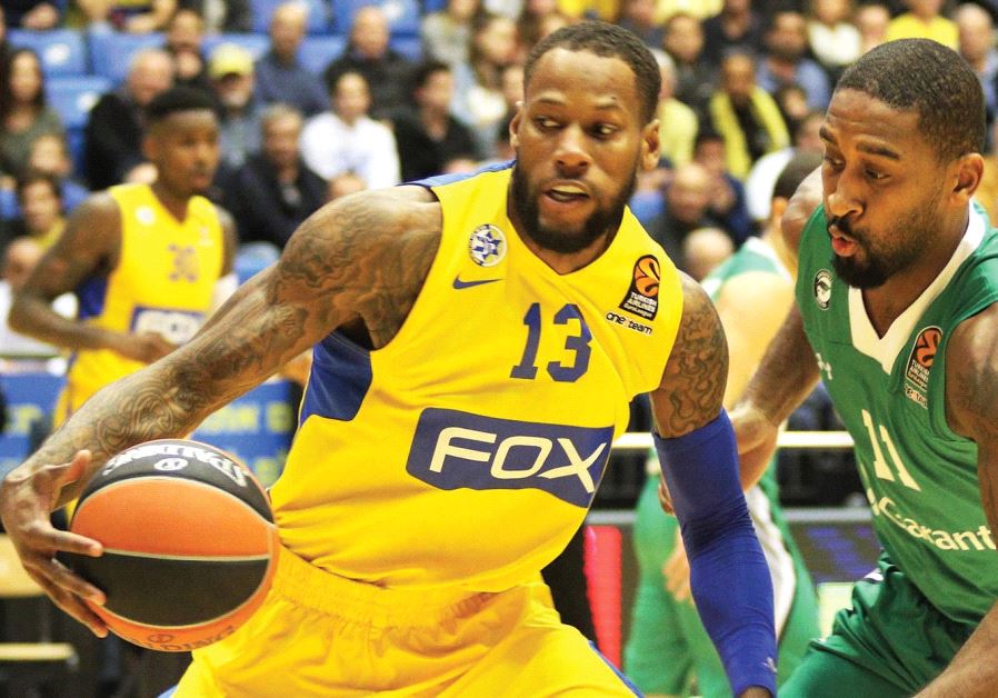Maccabi Tel Aviv forward Sonny Weems (left) had 24 points in last night’s 93-92 victory over Darussa