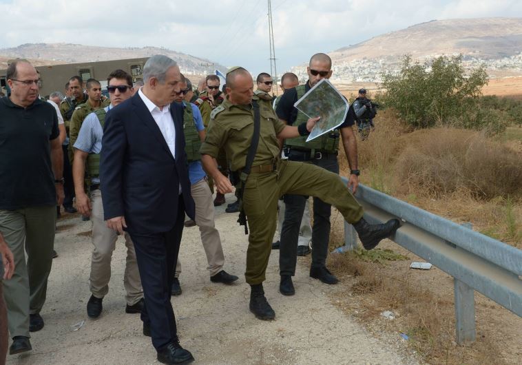 Benjamin Netanyahu and Moshe Ya'alon