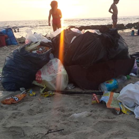 Beach litter.