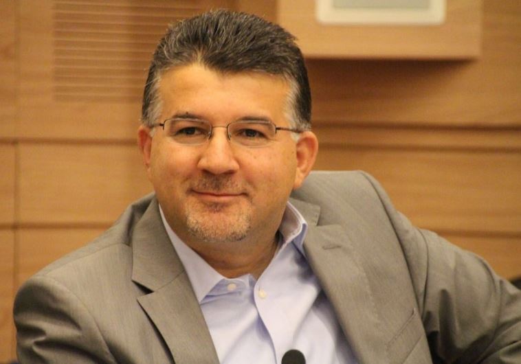  Yousef Jabareen
