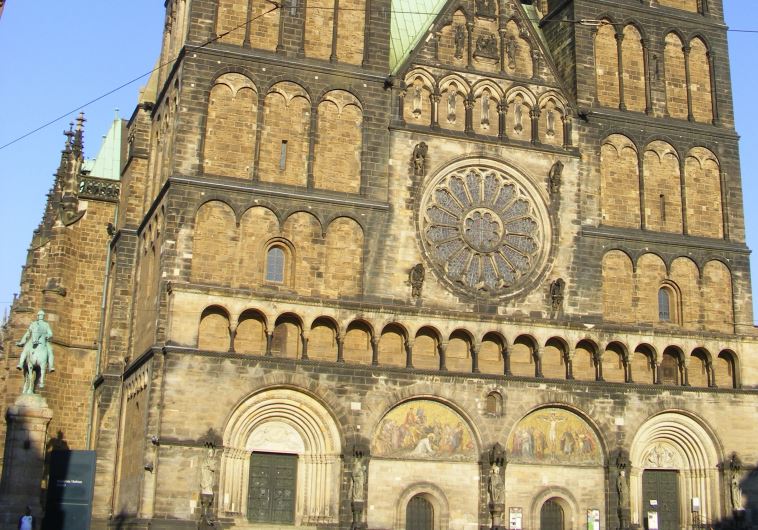 Towers of Bremen Cathedral