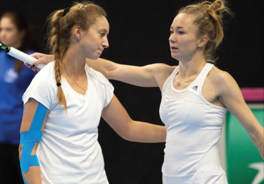 Israel’s Julia Glushko (right) and Shelly Krolitzky (left) lost all three of their doubles matches.