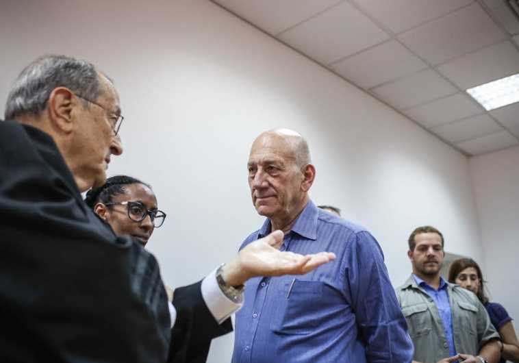Olmert family vows to seek pardon