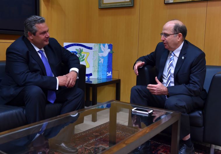 إسرائيل واليونان توقعان على اتفاق للتعاون الأمني ShowImage