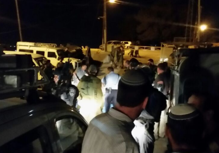 Scene of stabbing attack in Hebron, December 4, 2015.