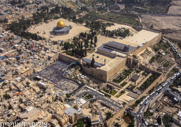 UNESCO to vote on resolutions ignoring Jewish ties to Temple Mount