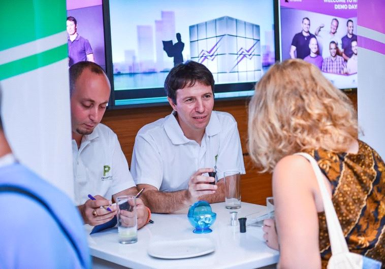 Arab-Israelis and elite IDF unit partner to promote new start-ups