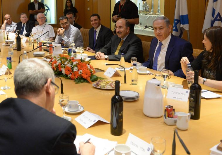 Netanyahu speaks at Foreign Ministry Rosh Hashana toast