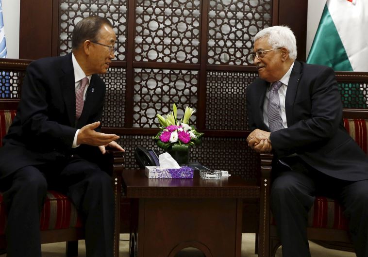 Palestinian Authority President Mahmoud Abbas (R) meets UN Secretary-General Ban Ki-moon in Ramallah