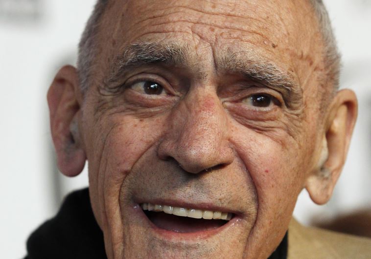 Actor Abe Vigoda arrives at the "TV Land Awards 2011" in New York City April 10, 2011.