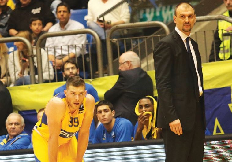 al Mekel (left) and coach Zan Tabak (right).