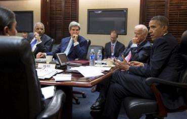 US President Barack Obama meeting with his national security staff, August 30, 2013.