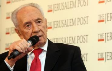 President Shimon Peres speaks at the Jerusalem Post Diplomatic Conference on October 24, 2013.