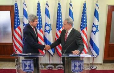 Prime Minister Binyamin Netanyahu and US Secreatry of State John Kerry in Jerusalem, Dec. 5, 2013