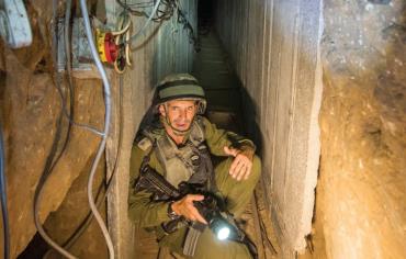 IDF soldier in Gaza tunnel