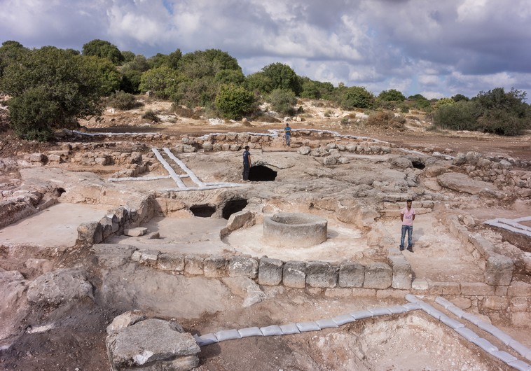 Archaeological dig near Beit Shemesh