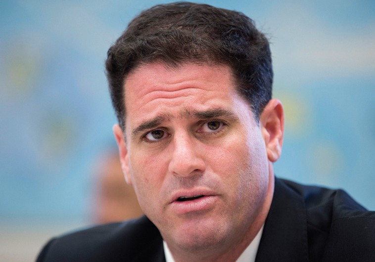 Israel's ambassador to the US, Ron Dermer (R),.