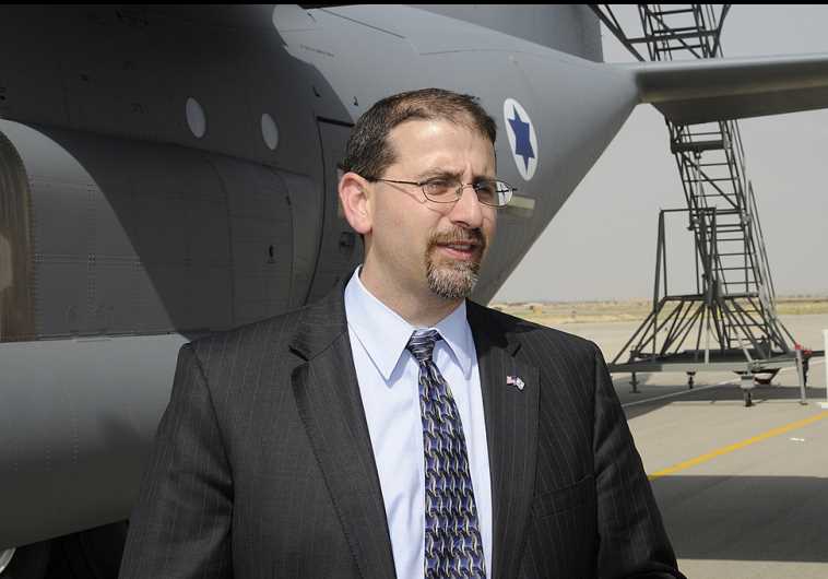 Dan Shapiro, the US ambassador to Israel, at Nevatim air force base