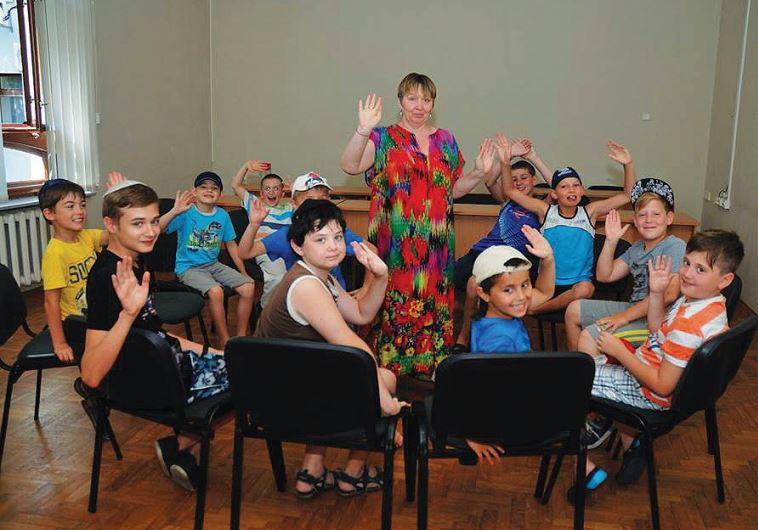 Donetsk rabbi opens summer camp for Ukrainian war refugees