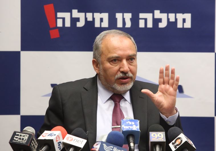 Netanyahu, Liberman trade barbs over who is more right-wing