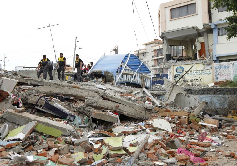 Israeli humanitarian charity sets up field hospital in quake-torn Ecuador