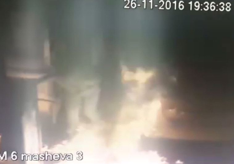 WATCH Static electricity fire engulfs car in flames at Israeli gas station Israel News