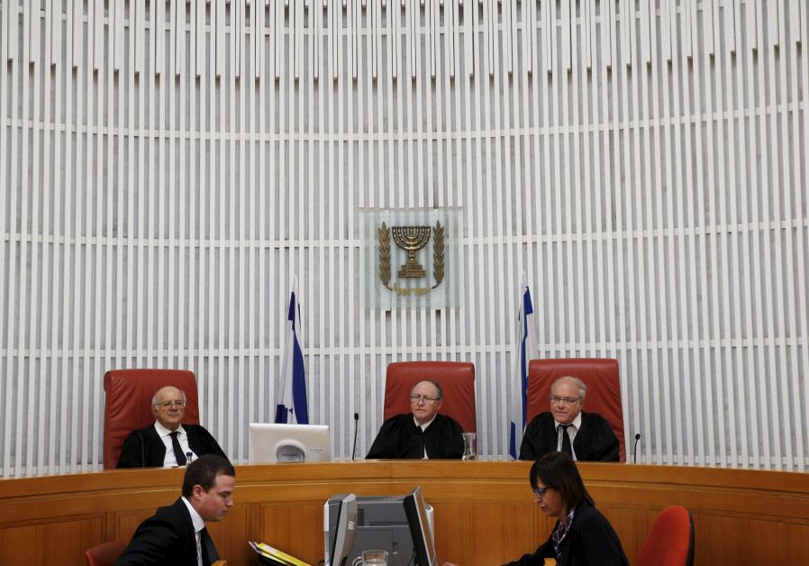 The Supreme Court in Jerusalem hearing a case, August 19, 2015 (Reuters)