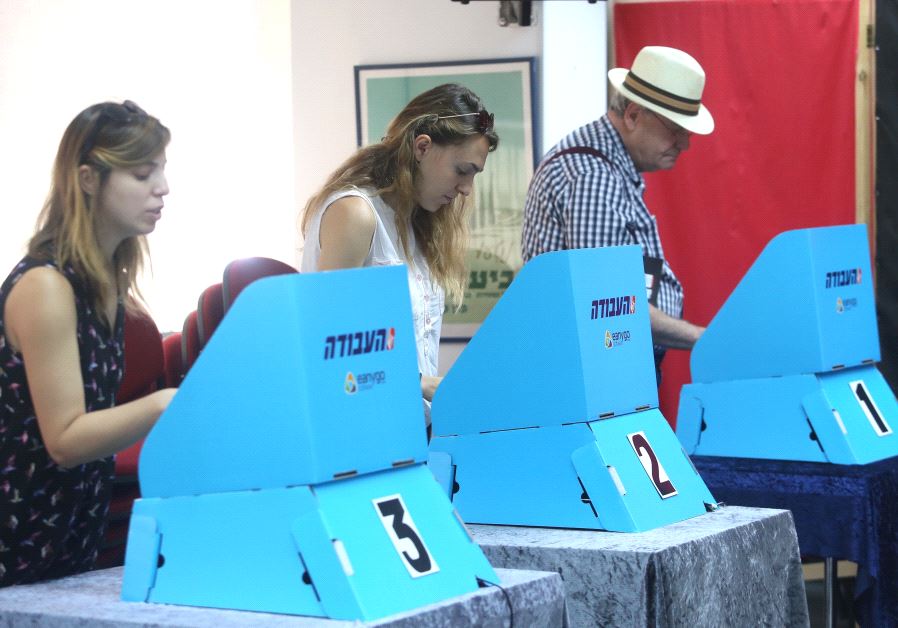 Voting in the Labor primary election, July 4 2017. ( MARC ISRAEL SELLEM/THE JERUSALEM POST )